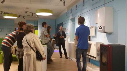 Green Walk 2014: ELMŰ bemutatóterem, kép © HuGBC